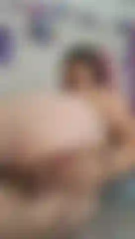 Exploring my pleasure in front of T