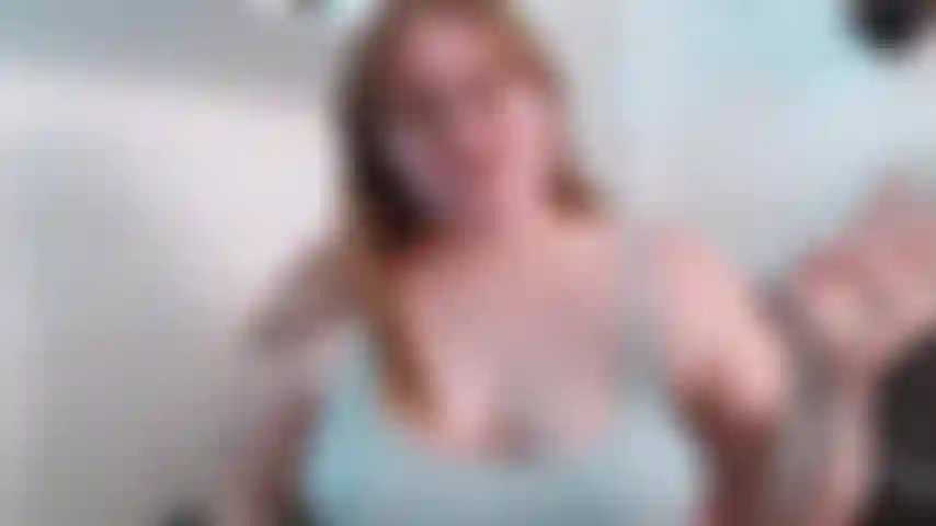 Sissy pov - namorada te transforma em uma boneca sexual para amiga.