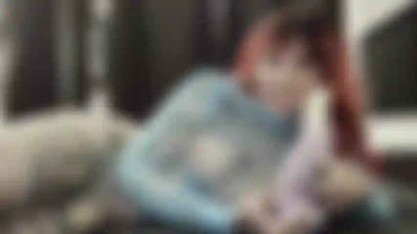 Testando tentáculos de brinquedo.