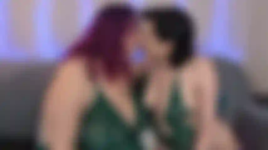 Ficar de beijo com a veronica é tãoooooo gostoso.