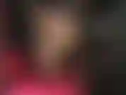 Esses shorts deveriam ser ilegais! A senhora provoca com suas pernas longas e incríveis em meia-calça nude... Pernas que vão até sua bunda perfeita.