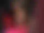 Saltos vermelhos são sua fraqueza - a amante vivian gosta de ver você babar ao ver sapatos vermelhos brilhantes, provocando com suas longas pernas de meia-calça e pés sensuais.