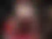 Seduzida pela sua linda deusa. Admiro essas pernas longas e sensuais, essas coxas, esses quadris, vestidos com meias-calças de seda.