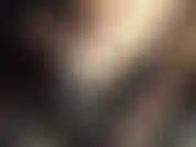 Punheta com vibrador usando luvas de látex e adoração de bunda com meia-calça marrom-escura brilhante e botas de couro de cano alto. A senhora garante que não fique uma única gota de esperma dentro das suas bolas.