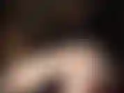 Adore minhas pernas longas e sensuais em meias e ligas vintage, pés lindos em meias de náilon e saltos. Então observe-me tirar lentamente essas meias para chegar aos meus pés e pernas descalços.