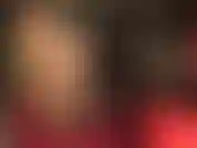 Uso meia-calça bege extra brilhante, salto alto de tiras, dominação com strapon bbc, adoração por bunda e pés.