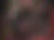 A senhora vivian, em um macacão preto de borracha justo. Adore sua deusa de látex com esta roupa justa.