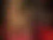 Sph, com uma cinta-liga preta enorme entre camadas de meia-calça brilhante - a amante desliza seu grande bbc por baixo de uma meia-calça brilhante e provoca você com um mini vibrador parecido com seu pau patético.