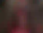 A senhora provoca a safada mostrando uma variedade de suas lindas calcinhas.