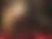 Adoro botas, adoro bundas, adoro cinta-liga - a amante fica fantástica com essas botas longas e brilhantes acariciando seu grande pau.