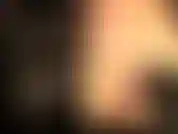 Tenho fetiche por pvc, provocação por decote, cuspe e cinta-liga.