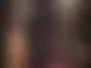 As curvas incríveis da senhora em nada mais que uma camada de náilon opaco e sexy neste body sensual que não deixa quase nada para a imaginação...