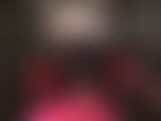 Leggings e luvas de spandex, mules de couro sensuais. Adoro essas pernas longas e finas e essa bunda em calças pretas de lycra super justas, e meus pés em lindos saltos altos.