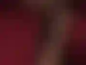 Uma provocação com pés de náilon para seu pau latejante.