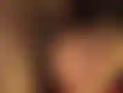 Brilhante, sexy, brilhante, a perfeição do nylon que você deve admirar.