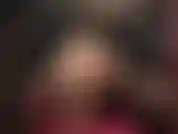 Mmmm pernas longas e sensuais e uma bunda incrível em meia-calça de renda nude - este par de meias nude é tão transparente que você mal percebe que sua deusa as está usando, combinando perfeitamente com o tom de pele com a parte de cima da calcinha de renda.