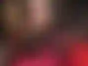 Venha aqui, minha amante de botas de couro, e adore as belas pernas da sua deusa com meias brilhantes e botas de couro.