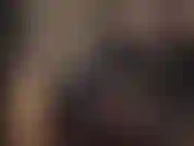 Com fetiche por catsuit - provocação sensual com as curvas perfeitas da amante em um catsuit preto justo e espartilho, finalizado com uma punheta com luvas.