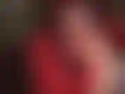 Lamba meus pés descalços para limpá-los, escrava!