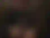 Senta no meu pauzão. A cinta-liga jeff stryker é uma das minhas preferidas e eu sei onde quero descarregar meu esperma... Bem no fundo da sua boceta de maricas. Senta aí, minha putinha.