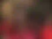 Ordenhada entre as pernas cruzadas da sua deusa de náilon, com suas meias-calças pretas e transparentes. A senhora demonstra como ela quer que você foda as pernas dela, esvaziando seu pau nelas.