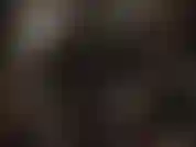 Adoro bunda com calças de couro, botas de cano alto e luvas longas.