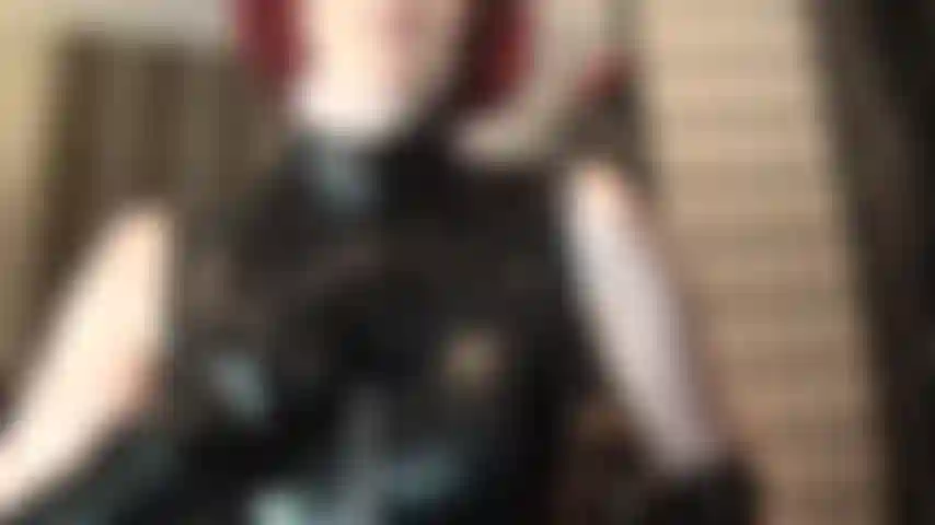 Luvas de vinil pretas - ah, quero ser tocada e provocada pelas mãos da senhora vestida com essas maravilhosas luvas fetichistas...