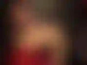 Findom, meias-calças douradas brilhantes em camadas - a amante exibe suas incríveis pernas longas de náilon e seus sensuais scarpins de salto alto. Essas curvas vão te arruinar e esvaziar sua carteira! Sinta essas bolas cheias...