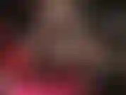 A senhora precisa de uma prostituta gulosa... Uma que não se cansa de um grande pau preto, pulsante, pingando saliva, enfiado na sua cara de viado.