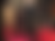 Fetichista de catsuit de látex, strapon, brincadeira de cuspe - a amante vivian, vestida com um catsuit de borracha preta justa e botas, te dá uma trepada violenta, uma surra no pau e um saboroso coquetel de cuspe.