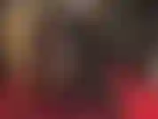 Luvas de borracha pretas brilhantes para uma punheta sexy e escorregadia.