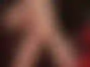 Um pau preso entre minhas coxas nuas... Você consegue imaginar seu pau de escravo espremido entre minhas pernas cruzadas enquanto você se masturba como um cachorro até gozar em cima delas?