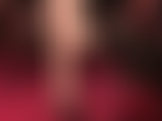 Ajoelhe-se para adorar os pés descalços perfeitos da senhora vivian.