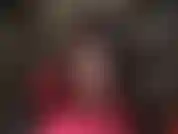 A mistress exibe seus arcos altos e sensuais em close, e pernas longas em lindas meias-calças pretas, sem salto e com salto.