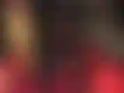 Adoro roupas de látex, bunda e pernas em borracha preta justa e botas quentes.