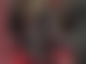 Ajoelhe-se diante da minha enorme cinta-liga preta e adore meu pau do tamanho de um pênis de cavalo. Usando meu cuspe saboroso pingando na sua boca, vou forçá-lo garganta abaixo.