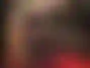 A senhora vivian exibe suas pernas e bunda incríveis em meia-calça preta de seda.