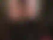 A senhora quer que você pegue todos os seus enormes paus e beije sua bunda.