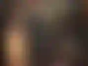 Beije minha bunda de couro e adore meu pau grande. Você vai levar uma boa trepada com isso.