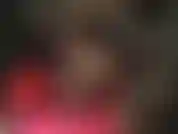 Apaixonada por fetiches de nylon - vá para o seu lugar feliz ajoelhada diante das pernas e da bunda perfeitas da mestra vivian. Aproveite esta provocação sensual e intensa enquanto eu ordenho o seu pau de escravo.