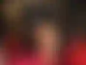 Quando as botas altas saem e as pernas incríveis da patroa em meias brilhantes são reveladas, você sabe que está em apuros... Você é tão fraca para meias-calças douradas brilhantes, saltos e botas de cano curto.