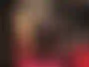 Você precisa ver essa incrível sessão de adoração, pernas em meia-calça estampada com ligas, saltos altos sensuais, provocação sensual, shorts sensuais, adoração de bunda, pernas cruzadas...