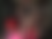 Faço footjob com meia-calça preta.