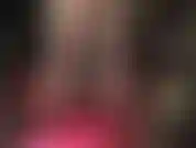 Masturbando minha cinta-liga, adorando sua bunda - enquanto você se ajoelha atrás de mim adorando minhas pernas de náilon e minha bunda, eu acaricio meu pau preto de 8 polegadas com luvas de couro.