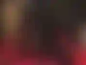 Amante de nylon, esta é para você. Os pés, pernas, solas e bunda perfeitos da senhora, juntos nesta meia-calça marrom-escura brilhante e sensual.