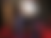 Pernas em meia-calça azul quente - acaricie minhas pernas e pés, escrava. Leite que goza em meus calcanhares.