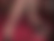 Seu pau está sendo provocado e torturado por lindos sapatos plataforma de couro preto.