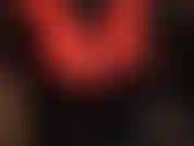 Um macacão de látex justo tem que ser brilhante.