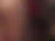 Punheta coberta de náilon, adoração de bunda em meia-calça escura brilhante, fetiche por pés.