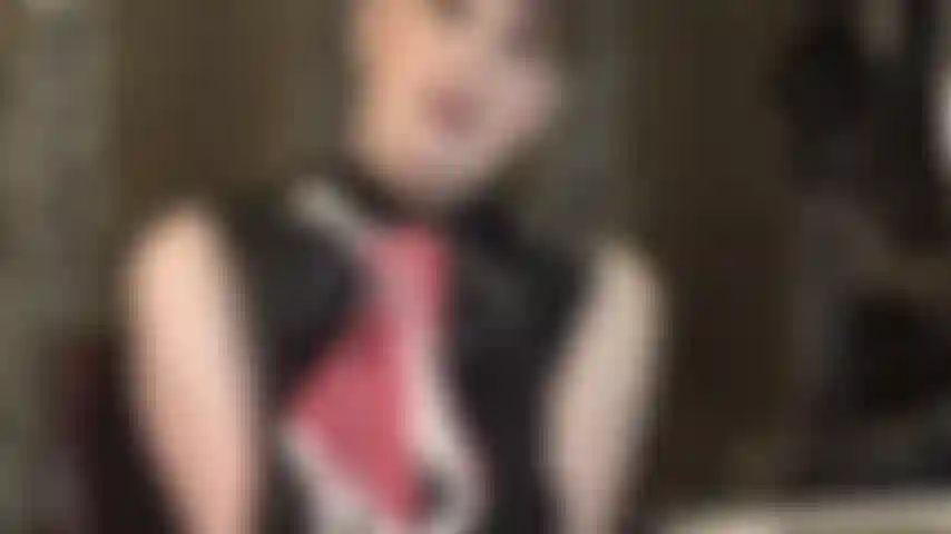 Sph — seu pinto pequeno e patético não se compara a um lindo e grande pau preto com veias enormes. Enquanto você usa calcinha de mulher, o pau grande pega todas as garotas. Ele pode até se divertir com você...